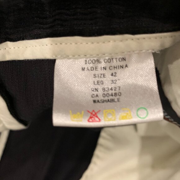 NEWBRIDGE Corduroy Pant 42x32 Black Pleated Straight Chino RN83427 - Picture 3 of 6